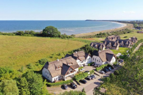 strandnahe Ferienwohnung mit eigener Terrasse - Strandhaus Mönchgut FeWo 02 Middelhagen